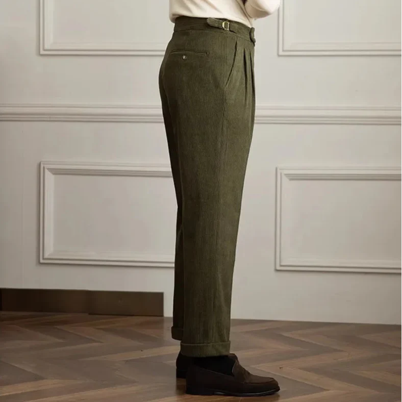 Stratton | Men's Corduroy Pleated Straight Leg Trousers